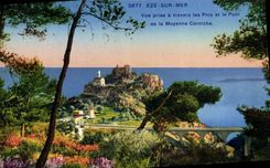 POSTAL Eze de la VENDIMIA en el mar vista a través de los pinos y del puente de la cornisa media