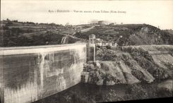 CPA Eguzon Vue eu Amont d'une ecluse Rive droite