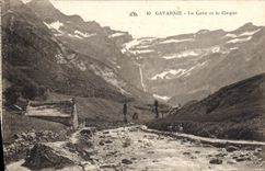 La POSTAL Gavarnie de la VENDIMIA dio y el circo