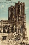 CPA Reims La Cathedrale Bombardee Militaria