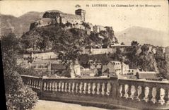 POSTAL de la VENDIMIA pesada el castillo y las montañas fuertes
