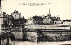 Castillo de la POSTAL de la VENDIMIA de Chantilly la entrada