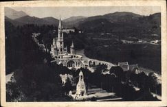 POSTAL de la VENDIMIA pesada la basílica y el monumento interaliado vistos del castillo fuerte