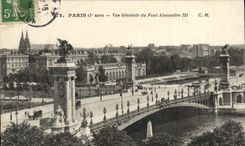 CPA Paris Vue Generale Du Pont Alexandre III