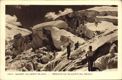 CPA Massif Du Mont Blanc Seracs Du Glacier Du Geant