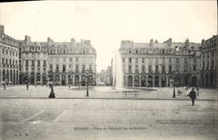 CPA Rennes Place Du Palais Et Rue De Bourbon