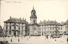 VINTAGE POSTCARD Rennes the Town hall Tram