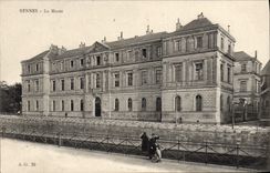 CPA Rennes Le Musee