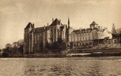 CPA L'Abbaye De Solesmes Sur Le Barrage De La Sarthe