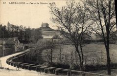 CPA Saint Flour Vue Sur le Calvaire