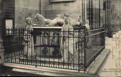 VINTAGE POSTCARD Nantes Tomb of the Counts