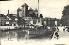 CPA Annecy Le Port et le Chateau Bateau