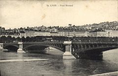 VINTAGE POSTCARD Lyon Morand Bridge