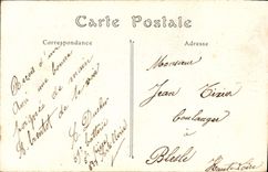 CPA Cathedrale De Reims Incendiee Par les Allemands Militaria