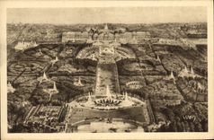 Los esplendores de la POSTAL de la VENDIMIA y los encantos de Versalles el castillo y el parque considerados como el cuervo vuelan