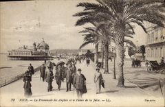 CPA Nice La Promenade des Anglais et le palais de la Jatee
