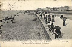 VINTAGE POSTCARD Dieppe the Beach and the Maritime Boulevard