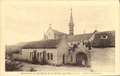 CPA Monastere de Ste Marie de la Pierre Qui Vire Entree du monastere