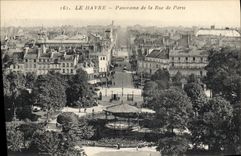 CPA Le Havre Panorama de la Rue de Paris Kiosque