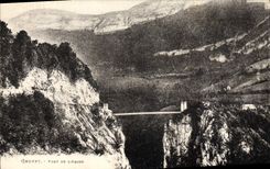 VINTAGE POSTCARD Gruffy Bridge of the abyss