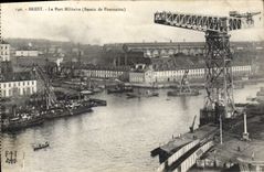 CPA Brest Le Port Militaire Bassinn de Pontaniou