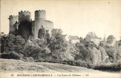 CPA Bourbonnais Bourbon L'Archambault Les tours du chateau
