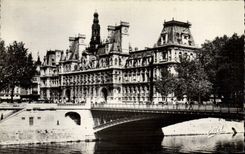 CPM Paris L'Hotel de Ville 
