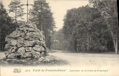 VINTAGE POSTCARD Drill De Fontainebleau Crossroads of the Cross of Franchard