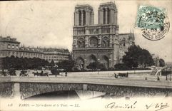 VINTAGE POSTCARD Paris Notre Dame And the Bridge
