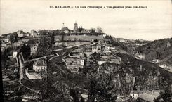 VINTAGE POSTCARD Avallon a Picturesque Corner View Taken Freeholds