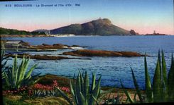 VINTAGE POSTCARD Boulouris Dramont And I' Ile Of Gold