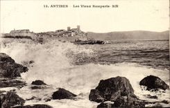CPA Antibes Les Vieux Remparts