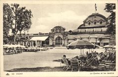 CPA Vichy Le Casino Et Les Jardins