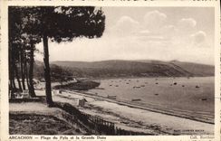 VINTAGE POSTCARD Arcachon Beach Of Pyla And the Large Dune