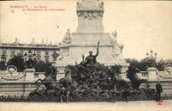 CPA Bordeaux Le Socle Du Monument Des Girondins