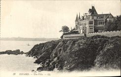 CPA Dinard Une Villa