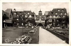 CPM Deauville Plage Fleurie Le Normandy