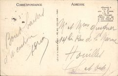 VINTAGE POSTCARD Arcachon Against Boats Day