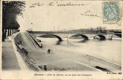 CPA Mantes Pont de Mantes Vu du Quai des Cordeliers