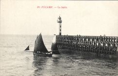 VINTAGE POSTCARD Facamp the Pier Boat Lighthouse