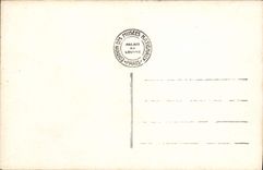 VINTAGE POSTCARD Castle De Blerancourt Main door and houses