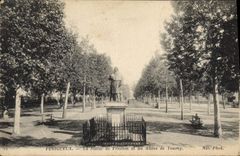 CPA Perigueux La Statue De Fenelon Et Les Allees De Tourny