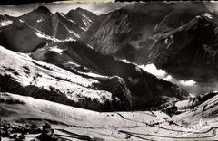CPM L'Alpe D'Huez Vue Generale Sur Le Massif De La Muzelle et Pregentil