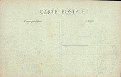 CPA Montdidier Apres La Grande Guerre La place Parmentier Militaria