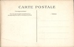 Césped santo del parque de la nube de la POSTAL de la VENDIMIA en el parque