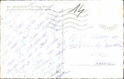 La POSTAL Deauville de la VENDIMIA la playa florecida los tableros y la playa tiene alta marea