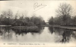 Opinión de Chantilly de la POSTAL de la VENDIMIA del castillo y del parque
