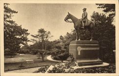 CPA Mont Cassel Statue Du Marechal Foch Militaria