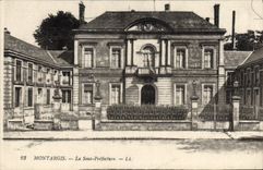 VINTAGE POSTCARD Montargis Under Prefecture