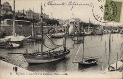 VINTAGE POSTCARD Royan the Port And the Boulevard Thiers Boats